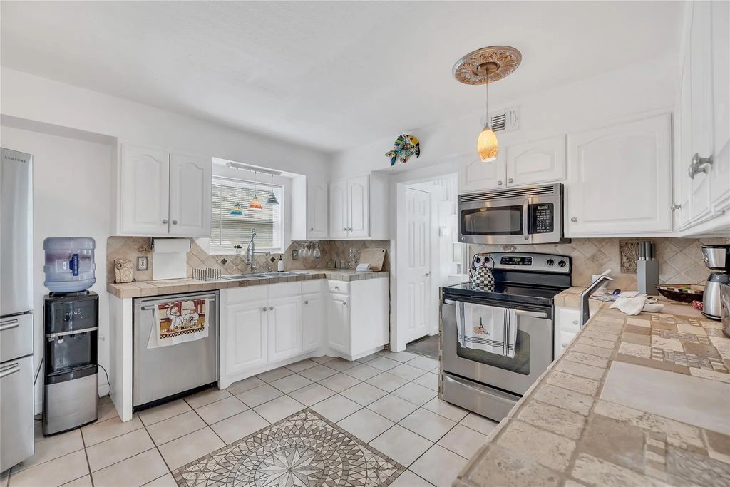 3000 Yucca Avenue, Fort Worth