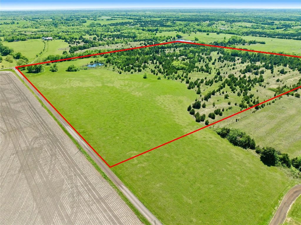 County Road 26310, Roxton