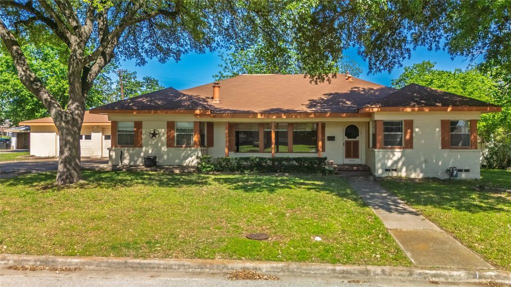 2309 Holsum Circle, Greenville