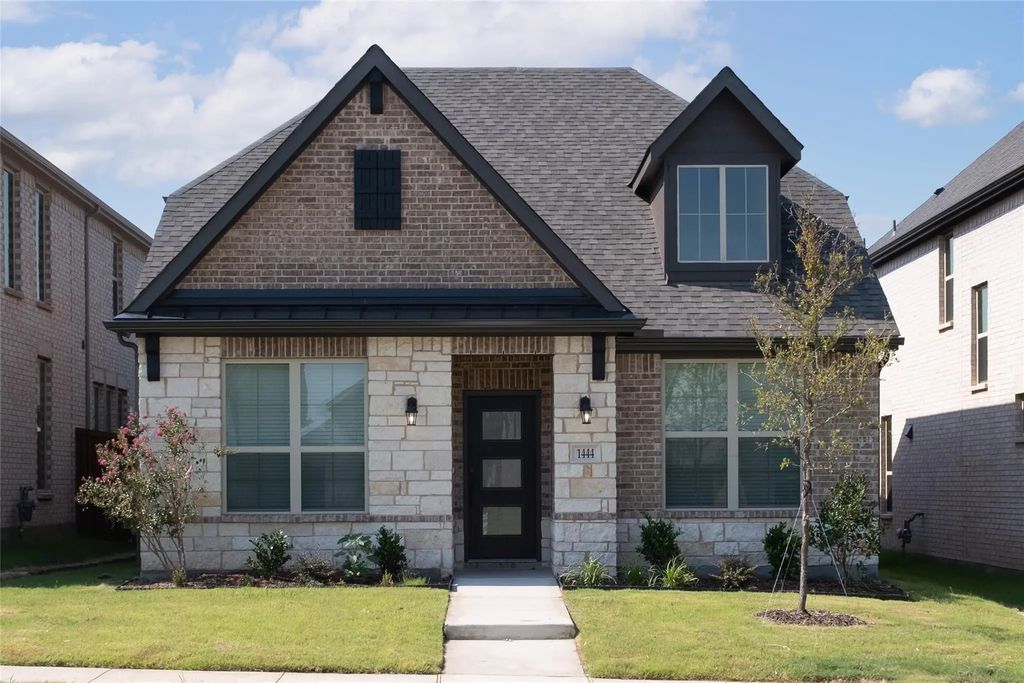 1444 Sun Garden Way, Justin