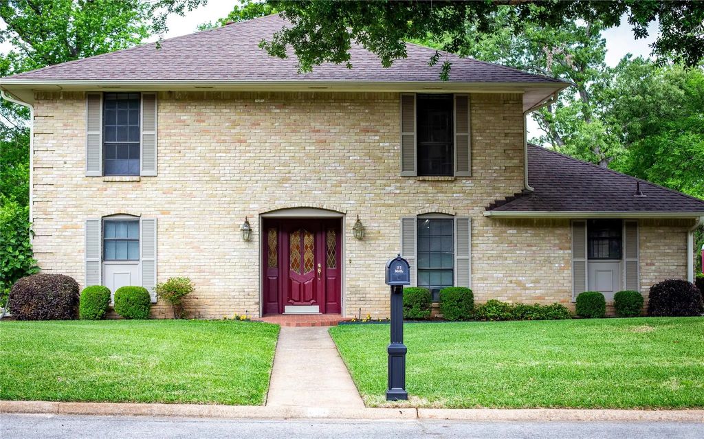 802 Circle Drive, Winnsboro