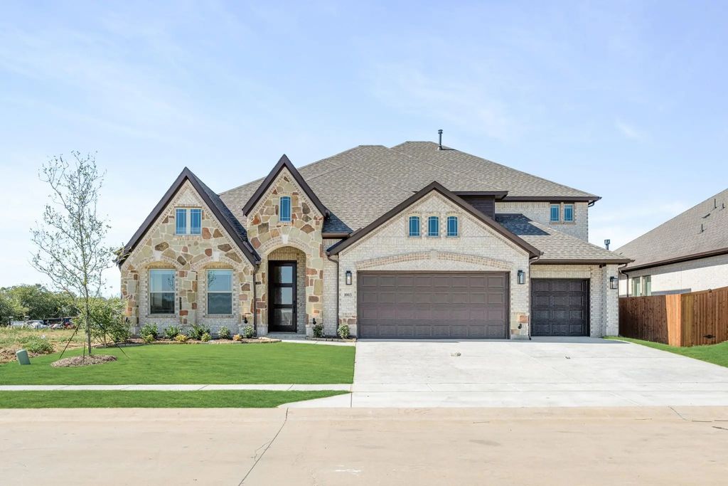 1003 Stonehaven Drive, Justin