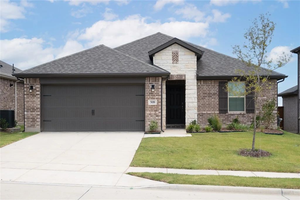 508 Thorn Creek Drive, Anna