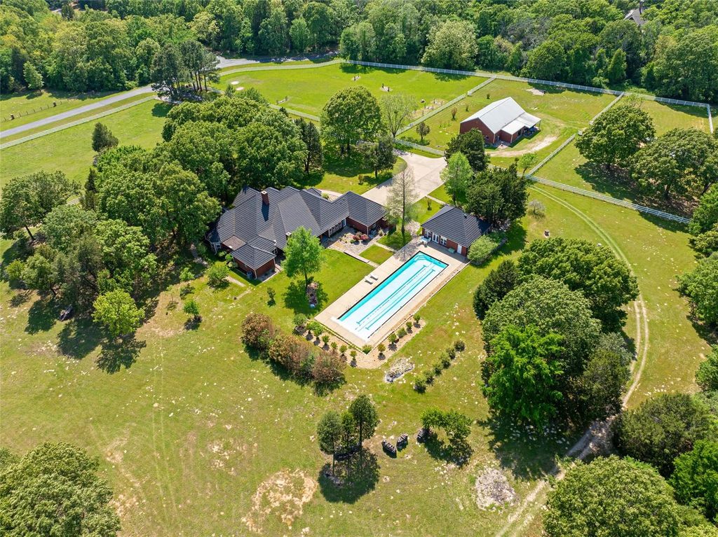 4390 Stonebridge, Athens