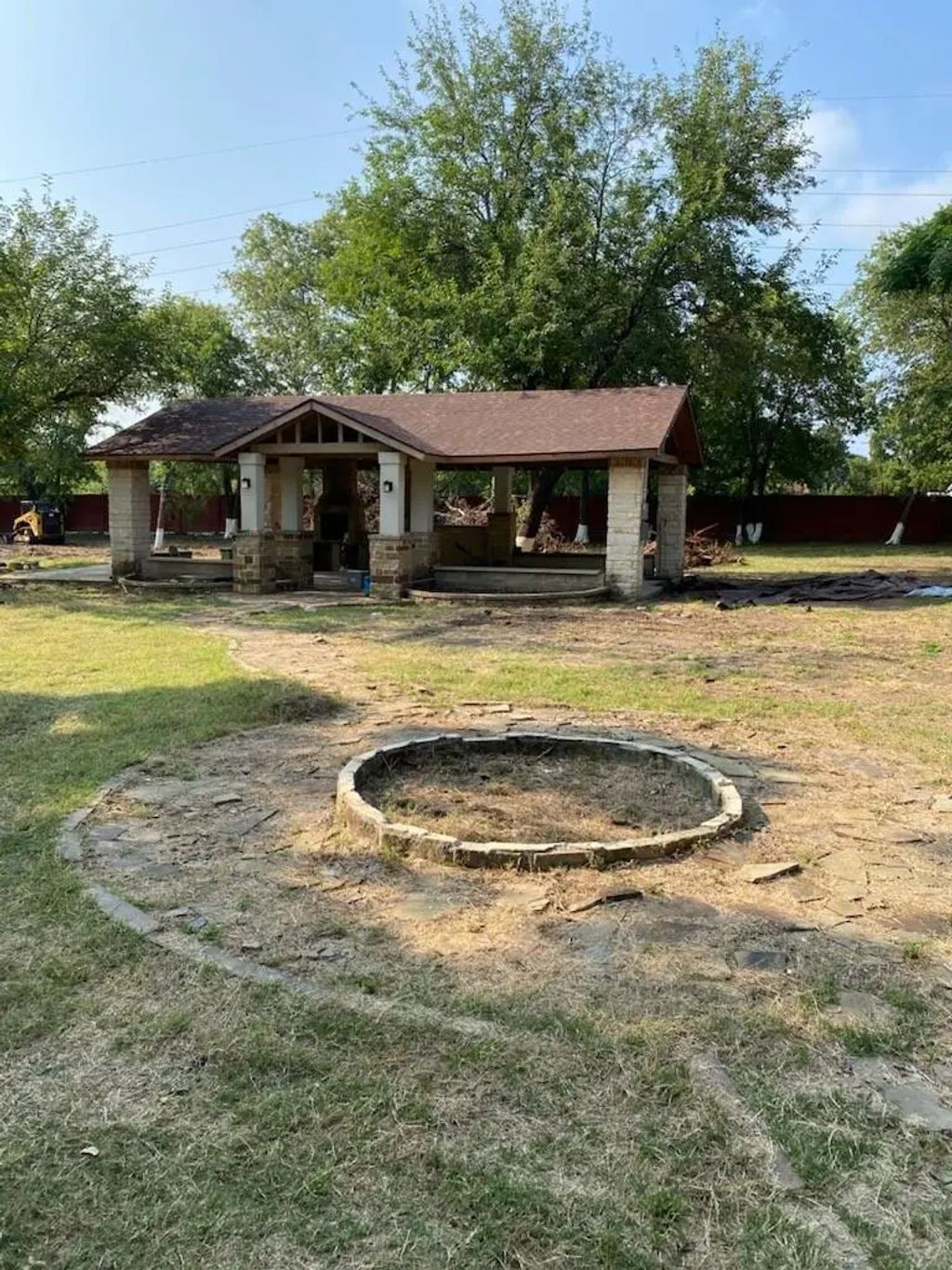 825 S Hughes Avenue, Fort Worth