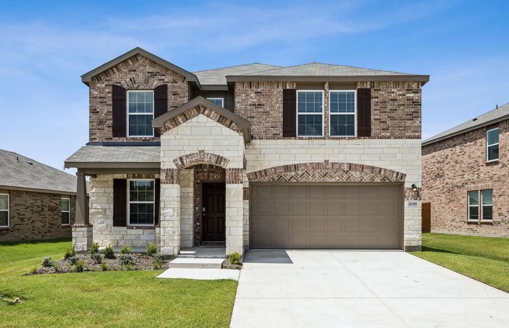 2058 Pleasant Knoll Circle, Forney