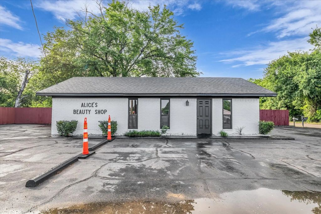 809 Harris Street, Waco