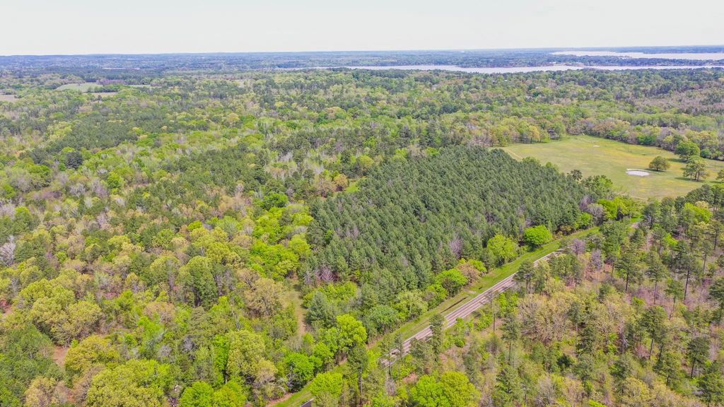 Fm 315, Larue