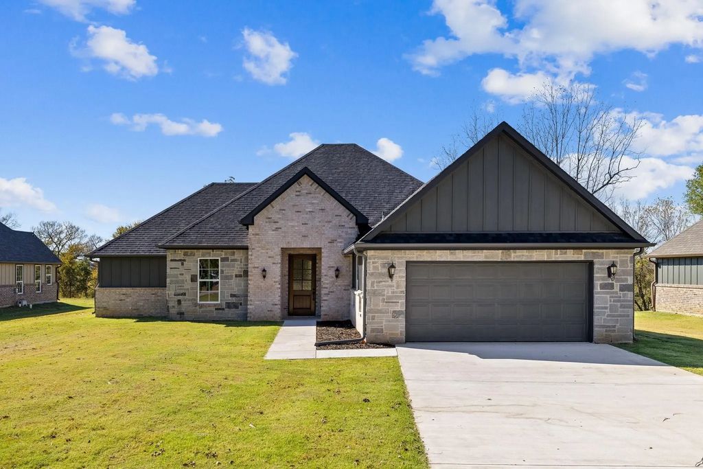 4858 S Theresa Drive, Denison