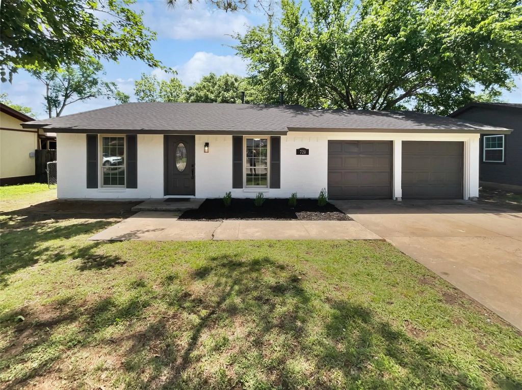 720 Tanglewood Drive, Hurst