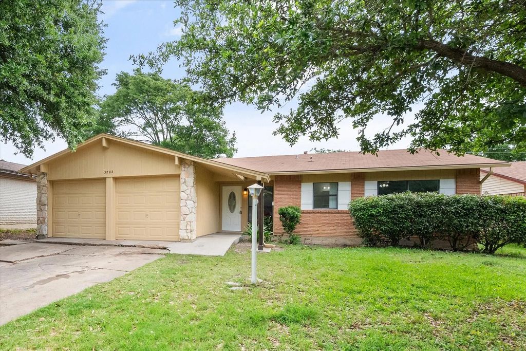 3202 Parker Street, Irving