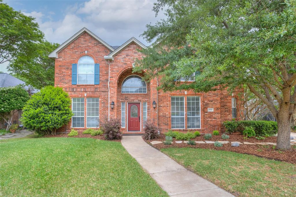 6716 Bluffview Drive, Fort Worth