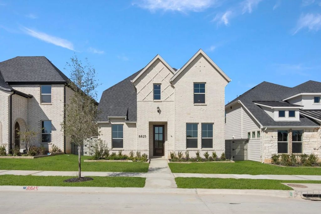 8825 Acorn Avenue, Justin