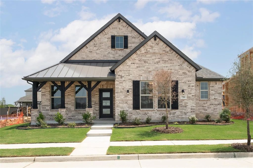 7306 Mallow Way, Venus