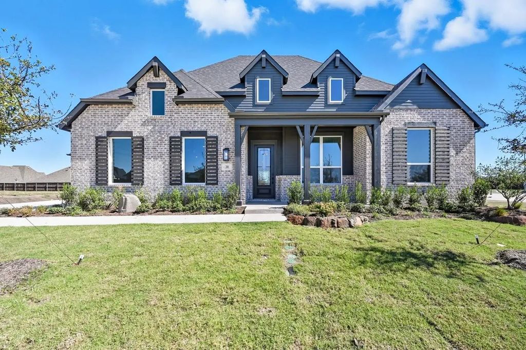 2801 La Paloma, Sherman