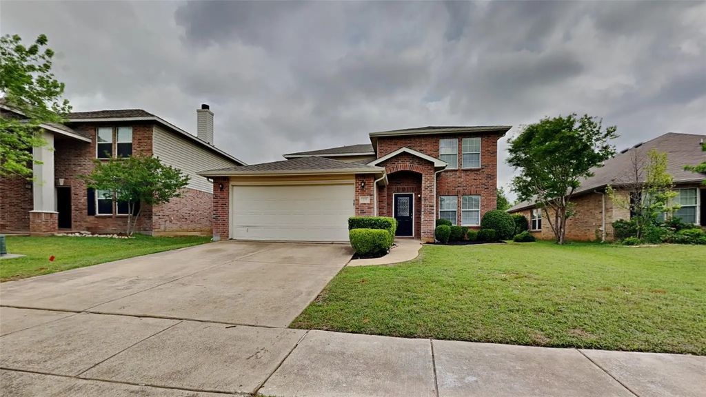 225 Weber River Trail, Fort Worth