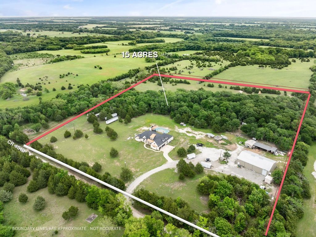 1475 County Road 4510, Whitewright