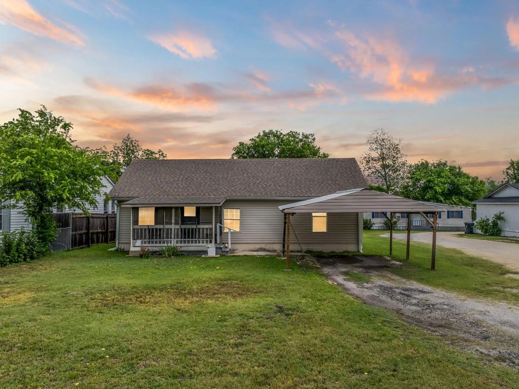 1704 Lexington Street, Waco
