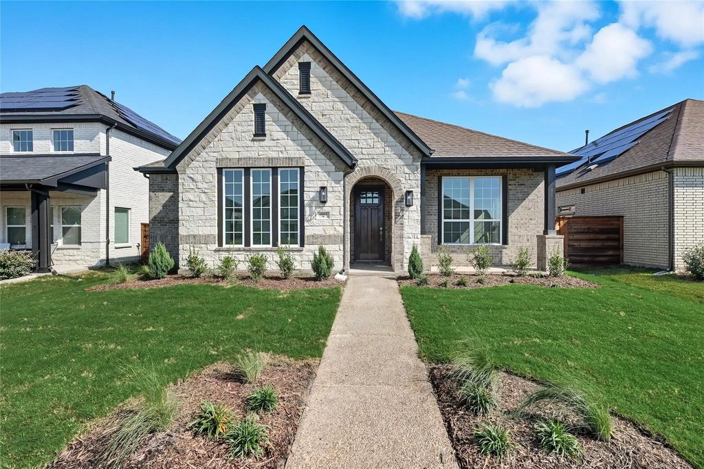 1805 Tree House Trail, Mesquite