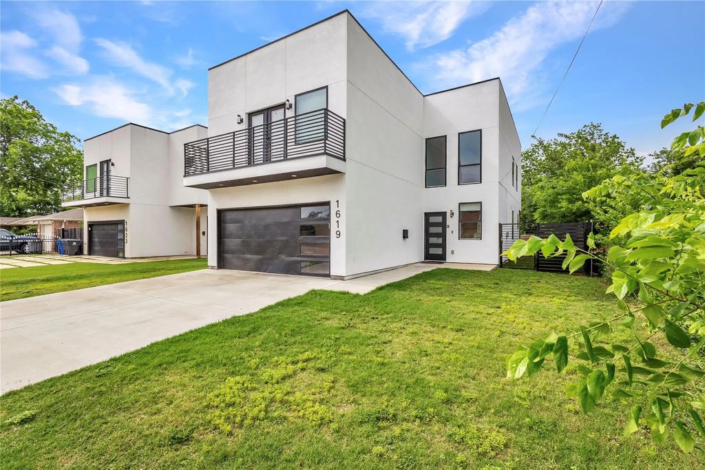 1619 Homeland Street, Dallas