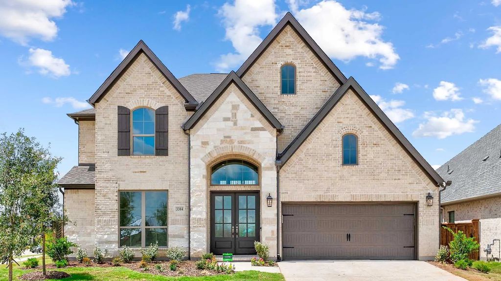 3304 Chinaberry Street, Celina