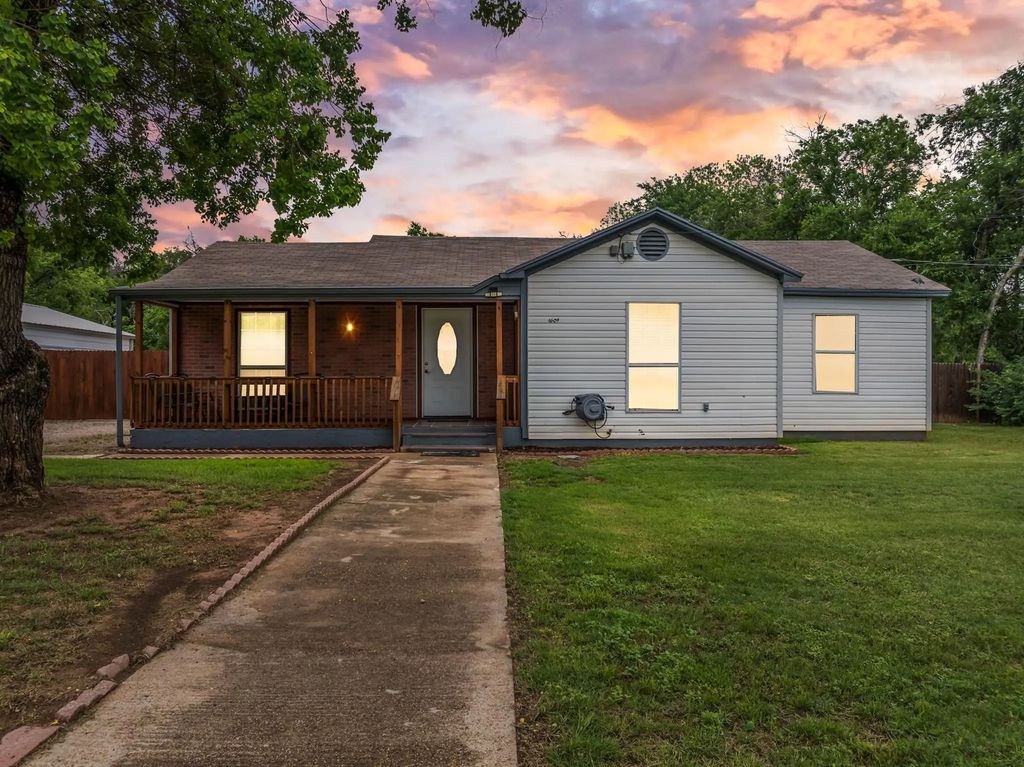 1609 Fannin Street, Waco