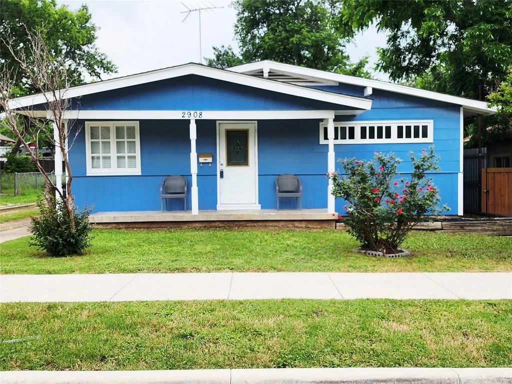 2908 Wilkinson Avenue, Fort Worth