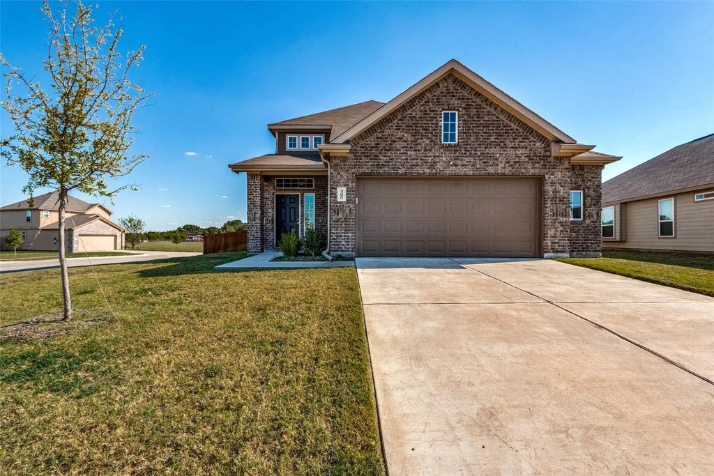 400 Livingston Drive, DeSoto
