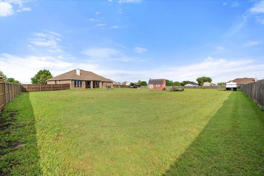 125 Courtney Circle, Waxahachie