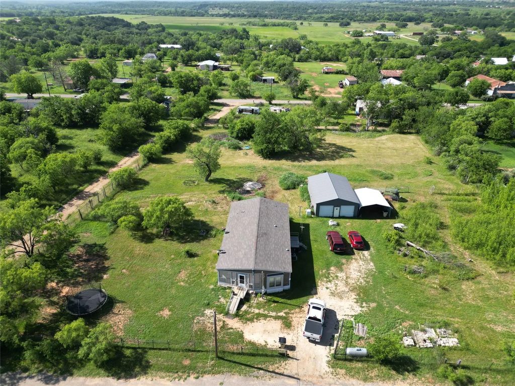 181 Mountain Street, Burkett