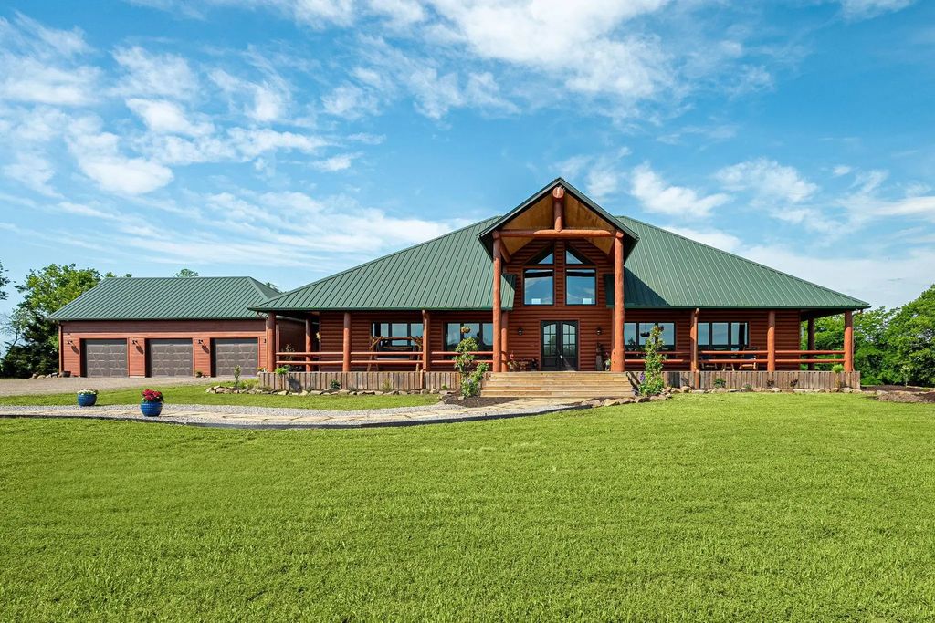 6510 County Road 3409, Lone Oak