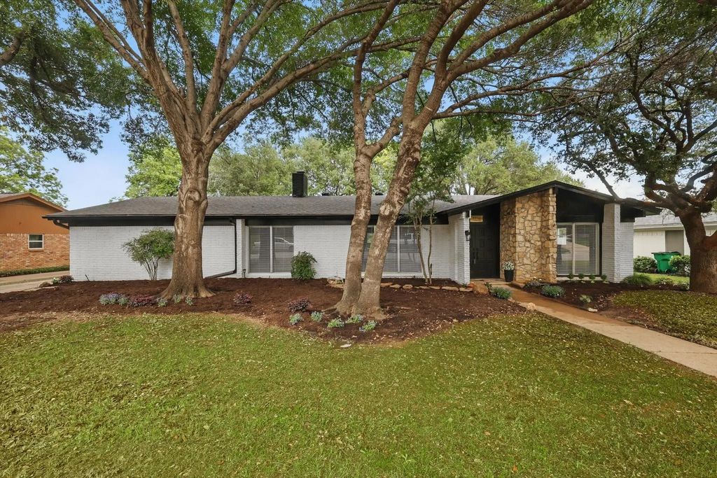 4512 Starlight Drive, Haltom City