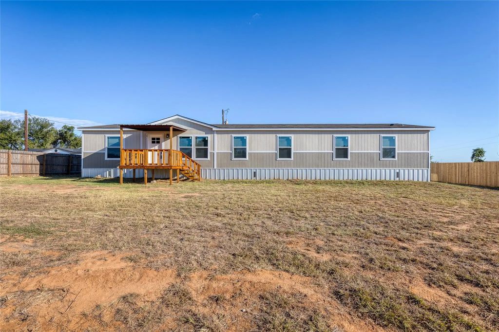 510 Peel Road, Springtown