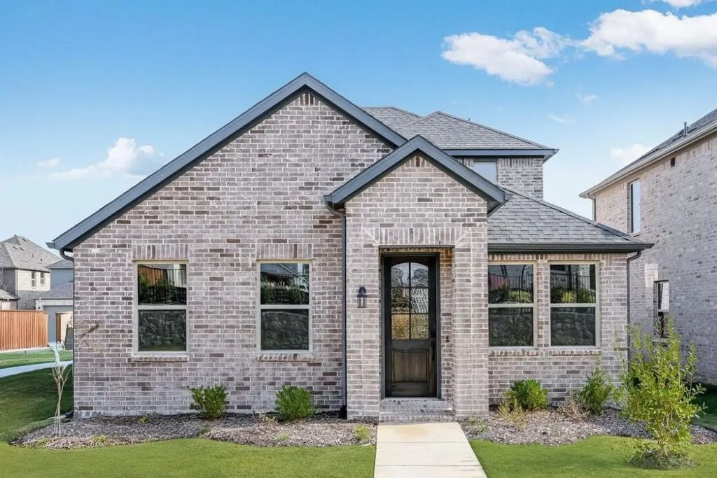1117 Wheatgrass Mews, Celina