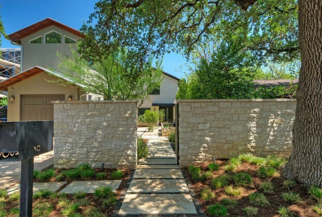 2309 S 4th Street, Austin