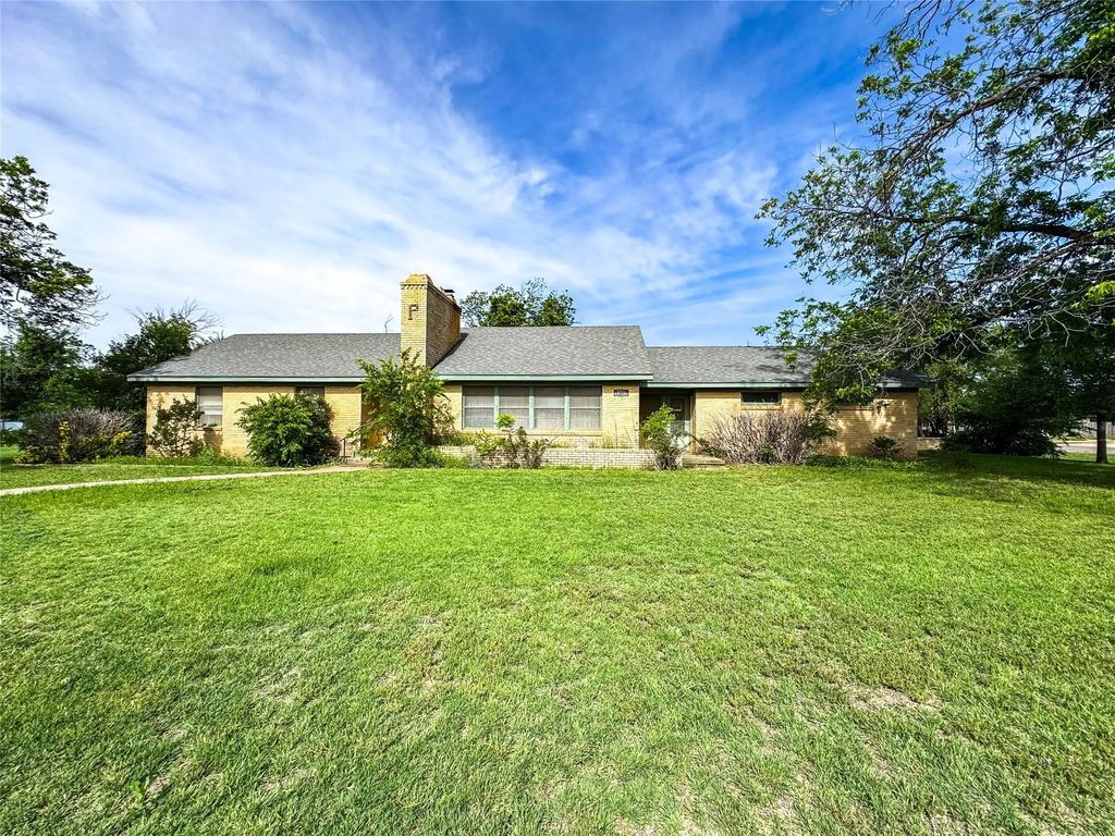 1507 N Avenue H, Haskell