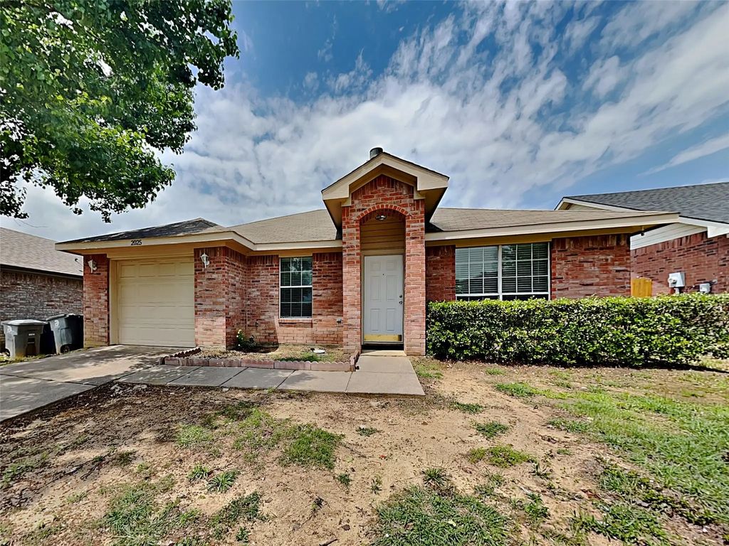 2025 Hollow Creek Drive, Dallas