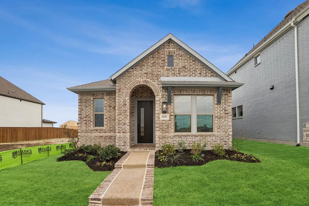 9452 Dahlia Boulevard, Mesquite