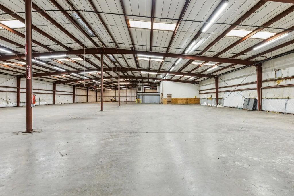 351 Interstate Highway 30, Greenville