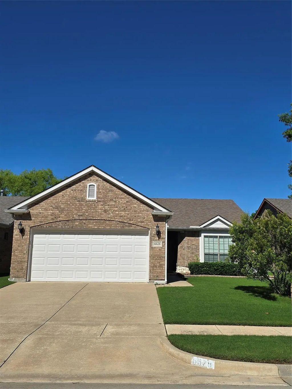6628 Purbeck Trail, Denton