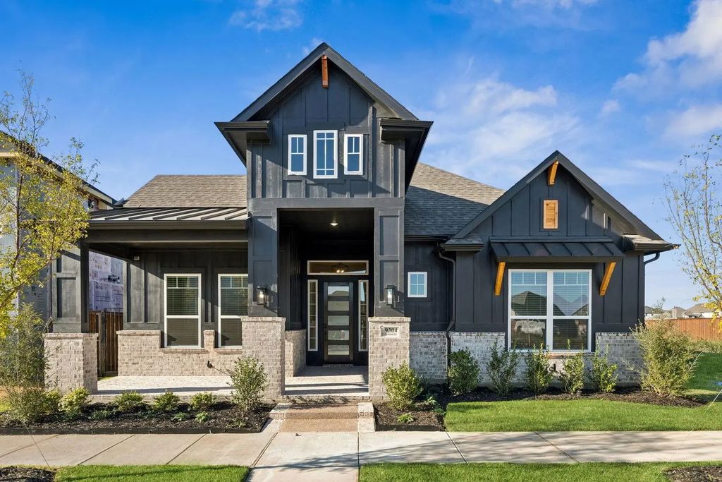 9304 Persimmon, Mesquite