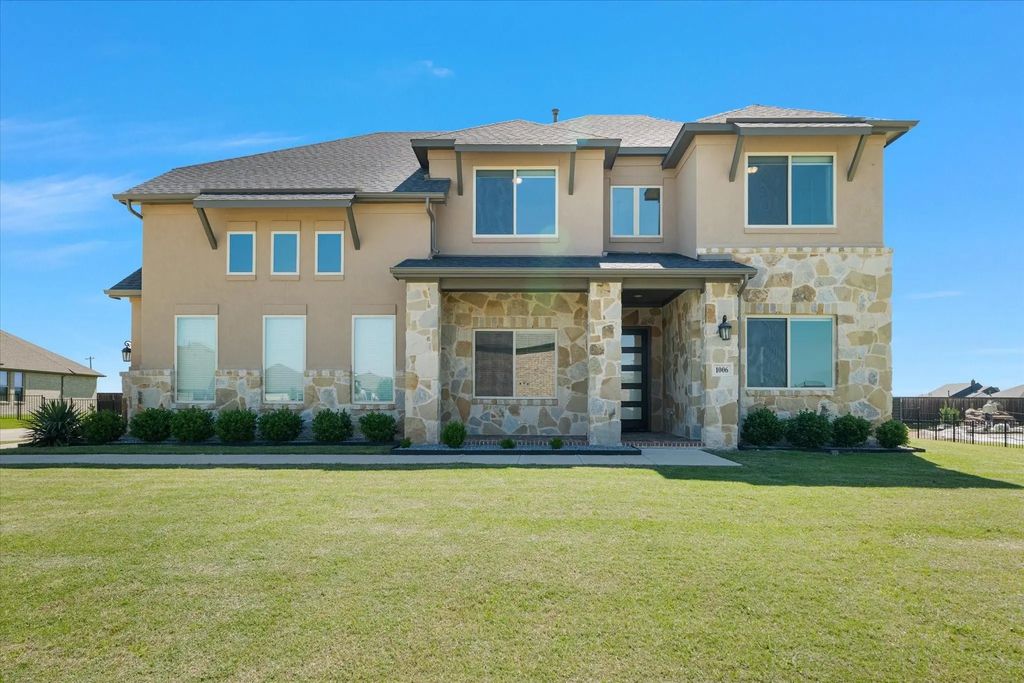 1006 Bent Tree Lane, Gunter