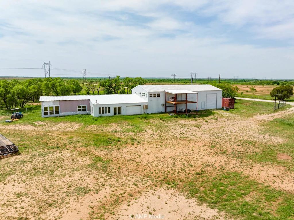 2358 County Road 113, Hamlin