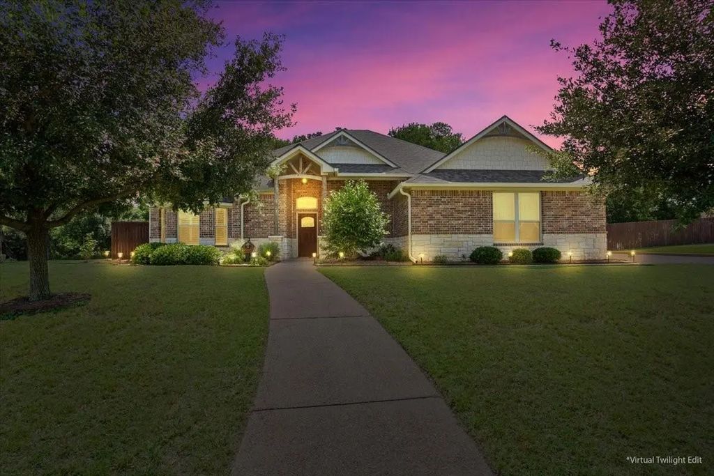 128 Creek Ridge, Waco