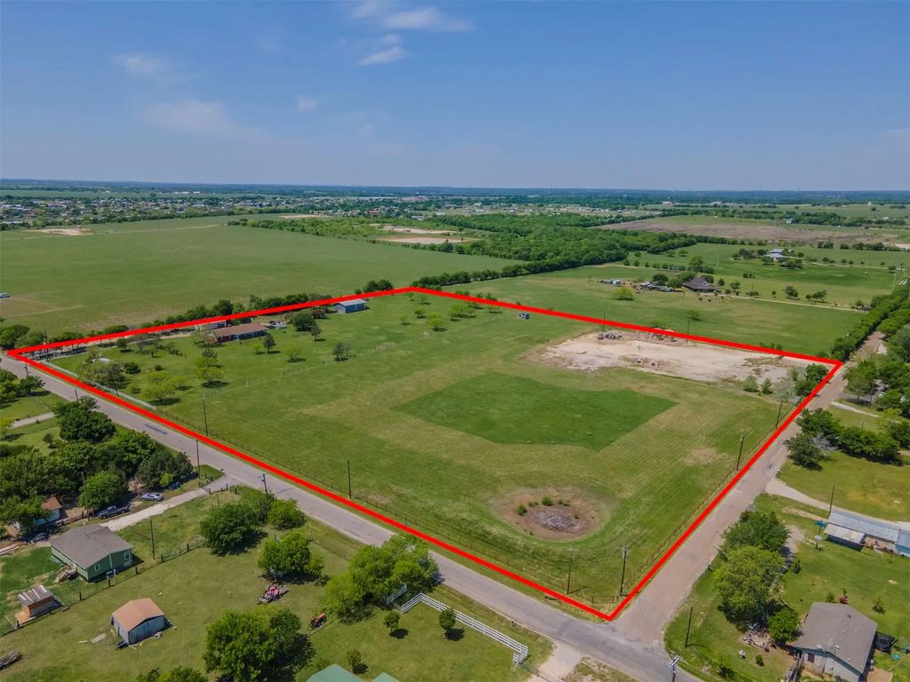 9225 County Rd 513, Alvarado