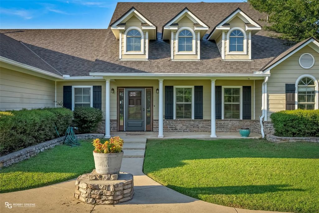 561 Linton Road, Benton