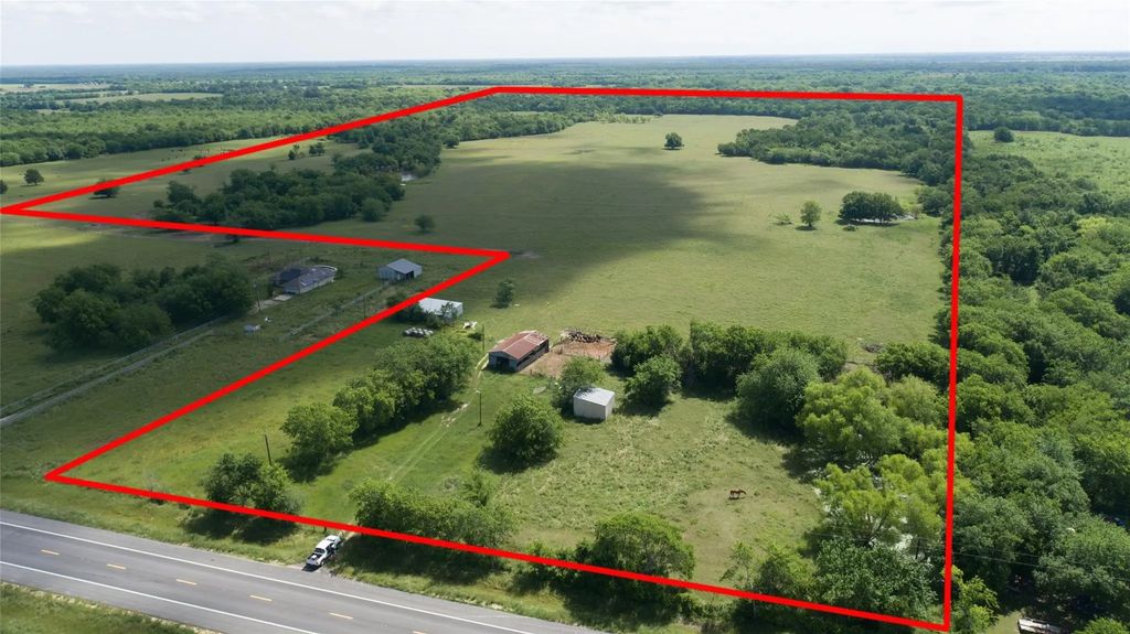 2729 Tx 37 Highway, Mount Vernon