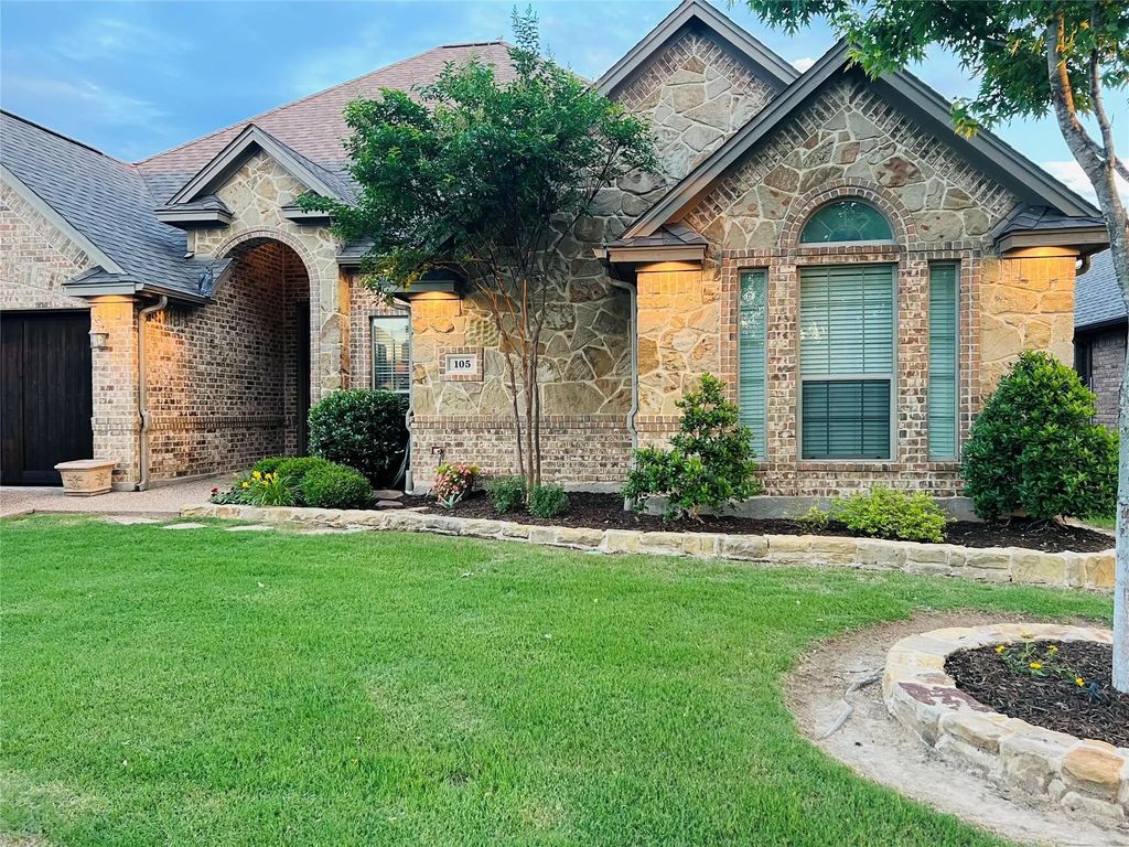 105 Troon Drive, Willow Park