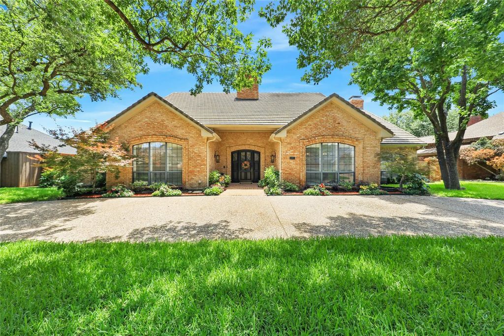 5516 Inverrary Court, Dallas
