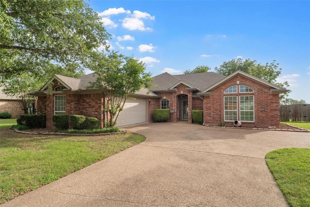 608 Shoal Ridge S, Lorena